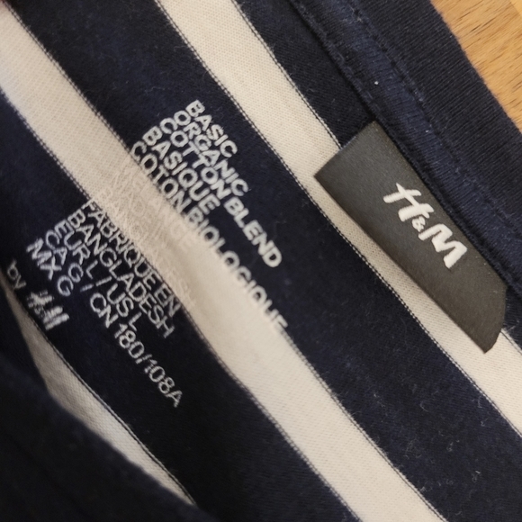 H&M - Nautical Pattern T-Shirt (Large) - Picture 2 of 3